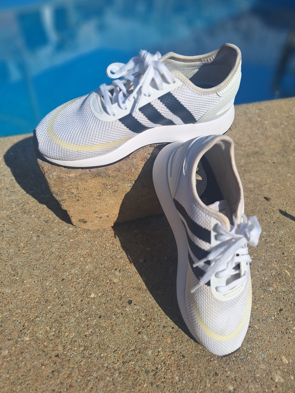 Adidas Women's White Mesh Running Sneakers with Ortho Light Insoles 8.5